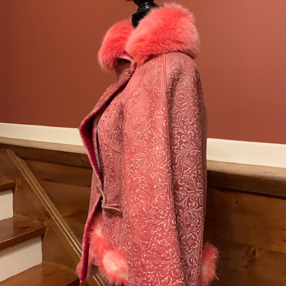 - Leather and Fur Jacket- - Picture 6 of 11